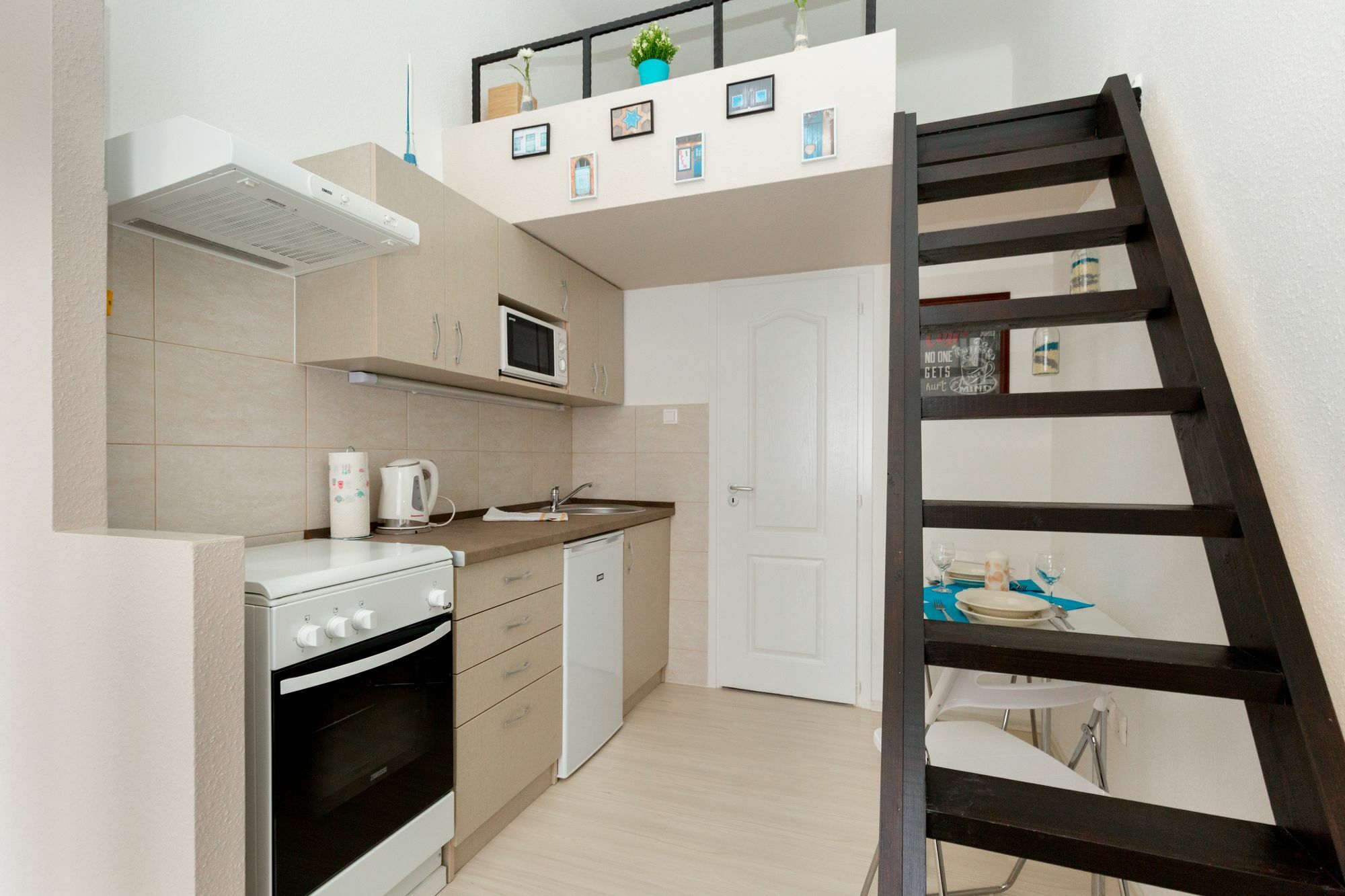 Bpm-Little Nest In Central Будапеща Екстериор снимка